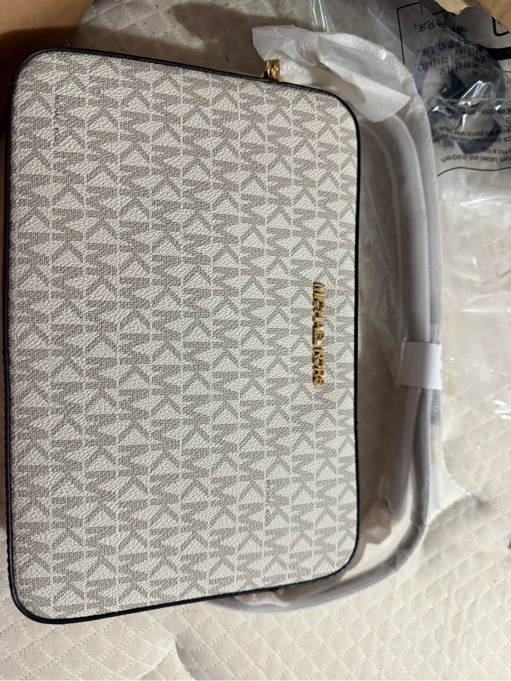 Bag - Picture 2 of 2